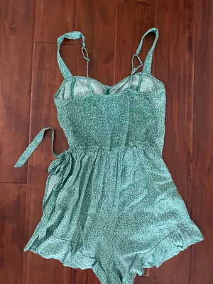 Hollister Romper thumbnail 2