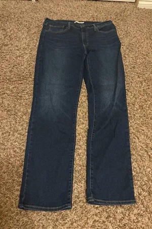 Levi's 724 High Rise Straight Jeans Size 33 Dark Blue Denim Zip Fly Red Tab thumbnail 1