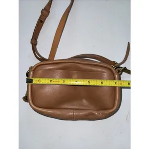 MADEWELL Leather Carabiner Mini Crossbody Shoulder Bag Light Brown thumbnail 5
