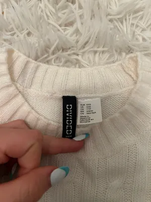 H&M white cable knit sweater pullover crewneck thumbnail 3