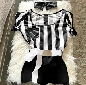 Women's No Rules Referee Costume thumbnail 3