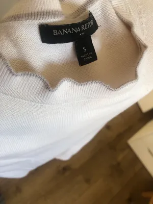 Banana Republic Sweater thumbnail 5