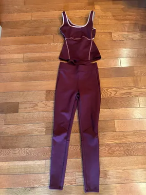 Fabletics Burgundy Scuba Matching Set - Tank & High-Waisted Leggings NWOT Small thumbnail 2