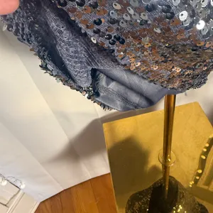 BKE Boutique Silver Sequin Mini Dress Short Sleeve Party Cocktail Size M thumbnail 4