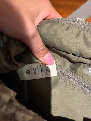 Lululemon Quilted Puff Bag 5L thumbnail 7
