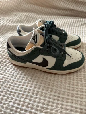 Green Snake Nike Dunk Low (WOMEN) thumbnail 4