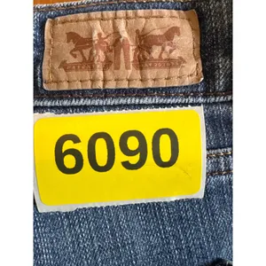Levis 524 Too Superlow Skinny Jeans Womens 10M Medium Wash Blue Denim Low Rise‎ thumbnail 8
