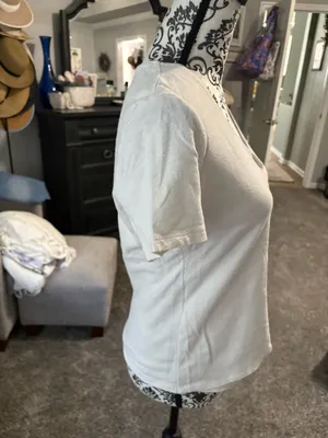 Old Navy size small white short sleeve top thumbnail 2