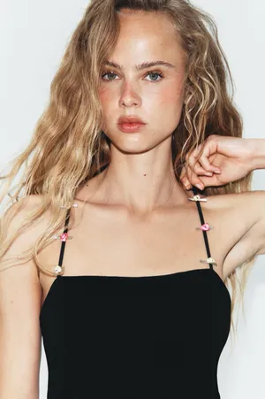 BNWT Zara Black Strechy Pink Floral Strap Dress thumbnail 3