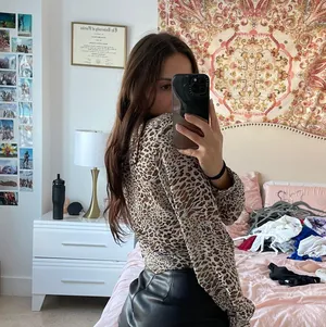 Animal Print Top thumbnail 4