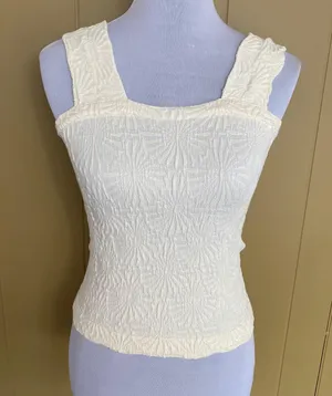 Women XS floral textured wide strap tank top cream color thumbnail 1