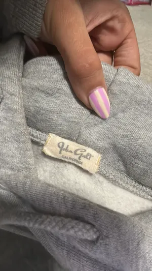 Brandy Melville Newport Sweatshirt thumbnail 2