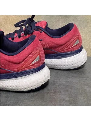 Brooks Glycerin 19 Red Women's Running Shoes Size 7.5B thumbnail 4