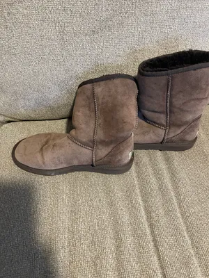 UGG Brown Mids thumbnail 3