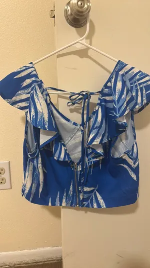 Crop Top Blue Size M thumbnail 2