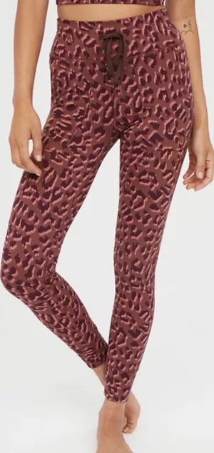 Aerie XL OFFLINE By Jacquard Peak Legging BNWTS $54.95 thumbnail 1