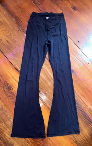 PINK - Victoria's Secret Criss Cross Flare Leggings thumbnail 1
