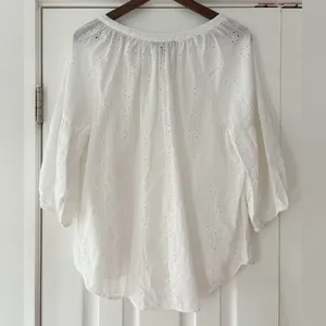 Nine West White Eyelet Blouse‎ Size Large EUC thumbnail 2