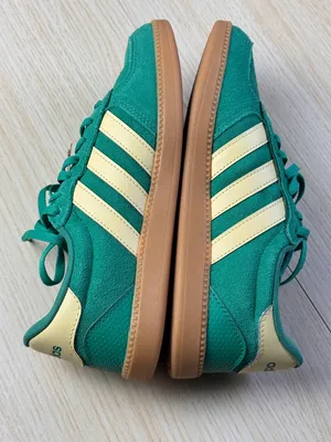 Adidas Women's Green Breaknet Sleek Low Profile Sneakers Sz 6 New in Box thumbnail 7