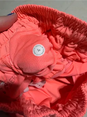 Lululemon Coral Hotty hot Athletic Running Shorts 4 Reg thumbnail 7