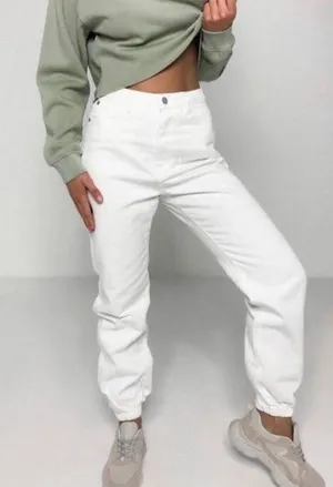 Missguided White Riot Denim Jogger Jeans thumbnail 1