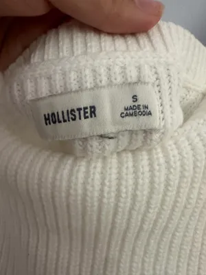 Hollister Sweater thumbnail 3
