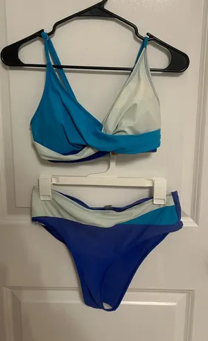 Shein Bikini Set thumbnail 1