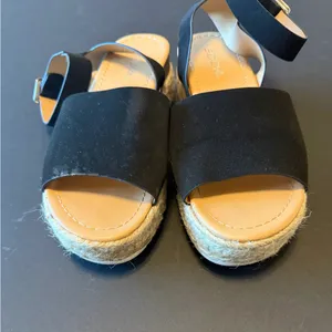 SODA black platform sandals, ankle strap, open front and back, jute accent, 7.5 thumbnail 5