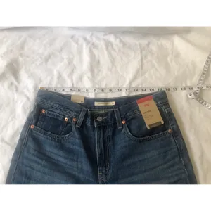 Levi’s Low Pro Mid Rise straight leg blue jeans size 30 thumbnail 6