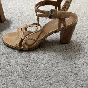Report Tan Braided Strap Block Heels Size 10 thumbnail 2