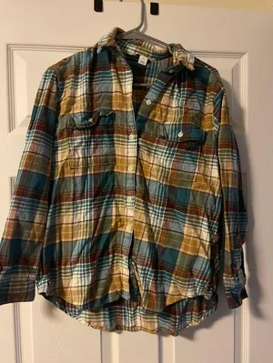 Old Navy Flannel Print Top thumbnail 1