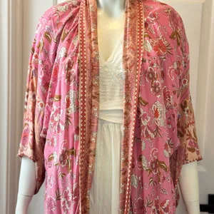 R. Vivimos Floral Pink Kimono Robe Size XL. F47 thumbnail 11