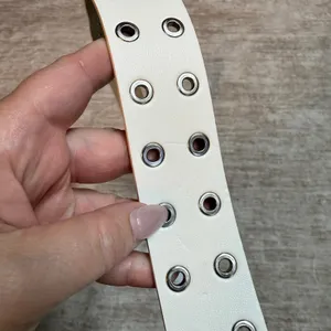 Wild Fable Womens XS White Faux Leather Vegan Studded Belt New Skater Punk Rock thumbnail 3