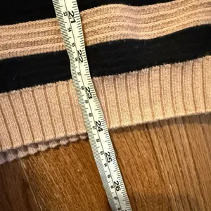 Amazon crewneck tan and black striped sweater size small thumbnail 7