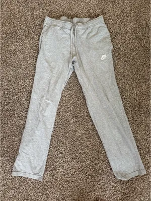 Nike Sweatpants thumbnail 1