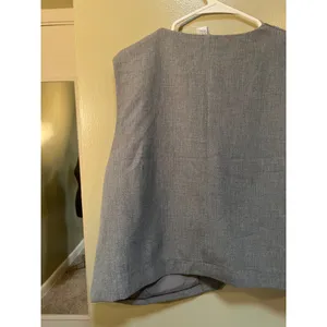 Divided H&M Womens Size XL Vest Asymmetric Button Gray Sleeveless V-Neck Stretch thumbnail 7