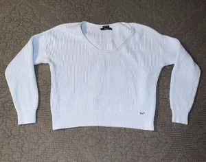 Abercrombie & Fitch Light Blue Ribbed Scoop-Neck Sweater Women’s Size-M thumbnail 1