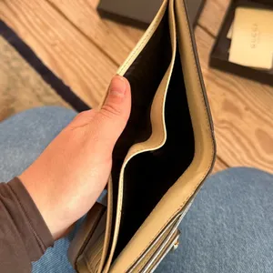 Gucci compact wallet thumbnail 8