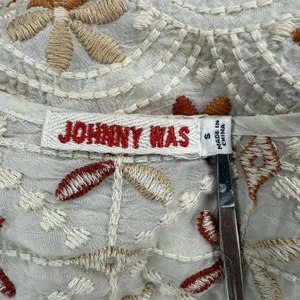 Johnny Was Aubrey‎ Blouse Small Cream Embroidered Floral Boho Peasant Top Tunic thumbnail 6