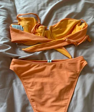 Dippin’ Daisy’s Bikini Set thumbnail 3