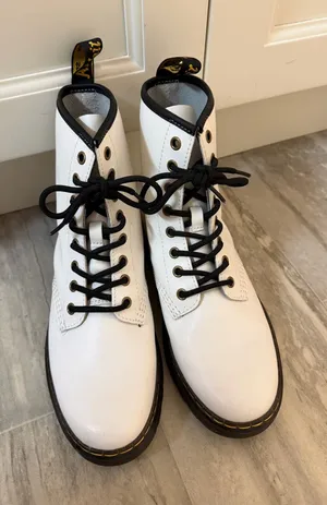 Dr. Martens Boots thumbnail 1