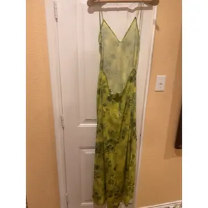 ZARA PRINTED MIDI DRESS GREEN, Size XL NEW WITH TAG thumbnail 9