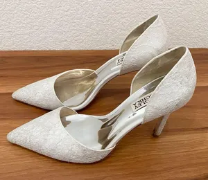 Badgley Mischka “Lola” d’Orsay Pumps White/Silver Lace Wedding Heels Size 8 thumbnail 2