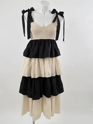 NEW LOVELO Smocked Tiered Maxi Dress Tie-Shoulder in Black and Cream MEDIUM thumbnail 3