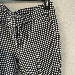 Old Navy Gingham pixie pants thumbnail 2