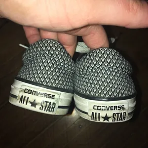 Converse/Chucks triangle low top padded sneakers thumbnail 2