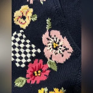 Vintage Floral hand Embroidered Knit‎ Sweater Navy V-Neck Cottagecore 3-D thumbnail 11