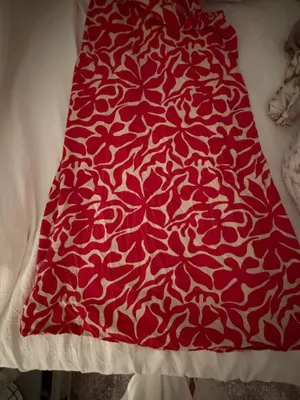 Red Floral Skirt Size XS thumbnail 1