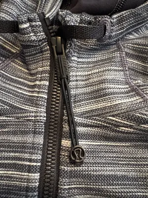 lululemon Size 6 Hooded Define Jacket Nulu Heather Gray Athletic thumbnail 6