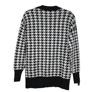Ont Welfth Houndstooth Black & White Sweater
Cardigan(Size Small) thumbnail 3